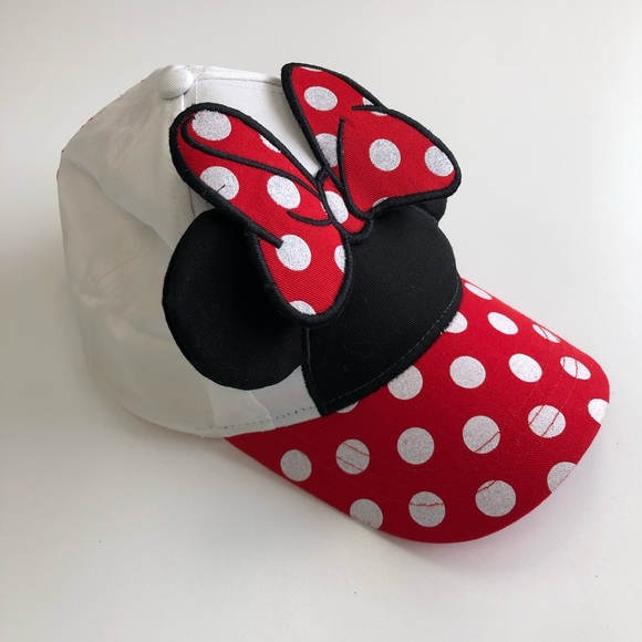 Adorable Minnie Mouse kids hat! 😍 - Picture 2 of 5